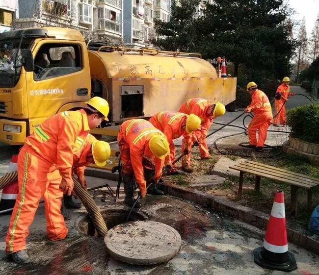 文教镇市政管道清淤