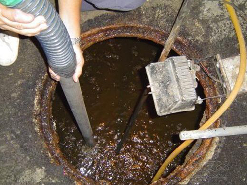文教镇隔油池清理