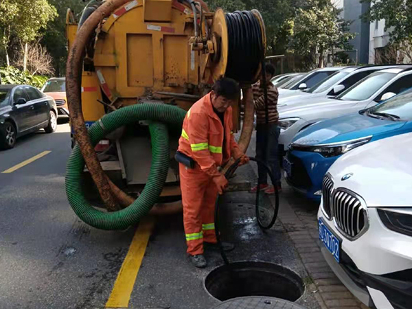 文教镇排污管道清淤